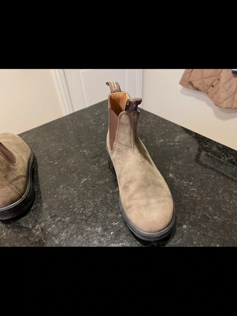 Blundstone rustic brown leather Suede Chukka Boots